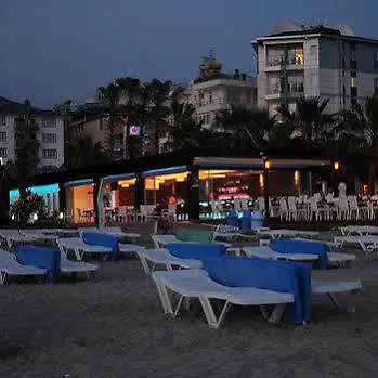 Hotell Delfino Boutique 3*