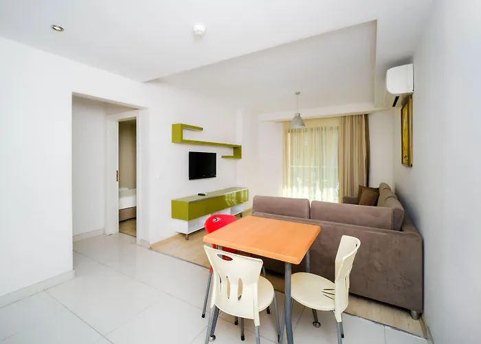 Delfino Boutique Hotel 3*