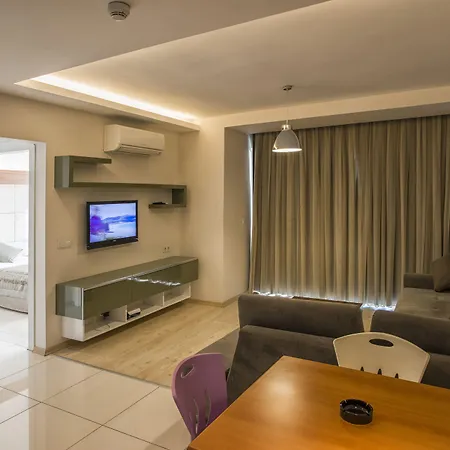 Delfino Boutique فندق ألانيا