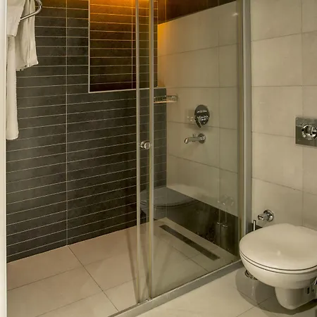 Delfino Boutique فندق