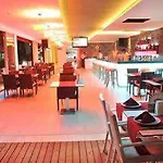 Hotell Delfino Boutique 3*